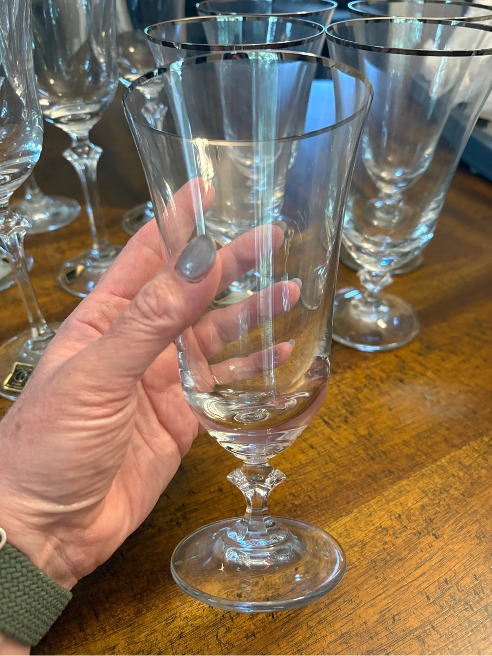 Oneida Crystal Glass Set with Silver Rim - Picture 4 of 5